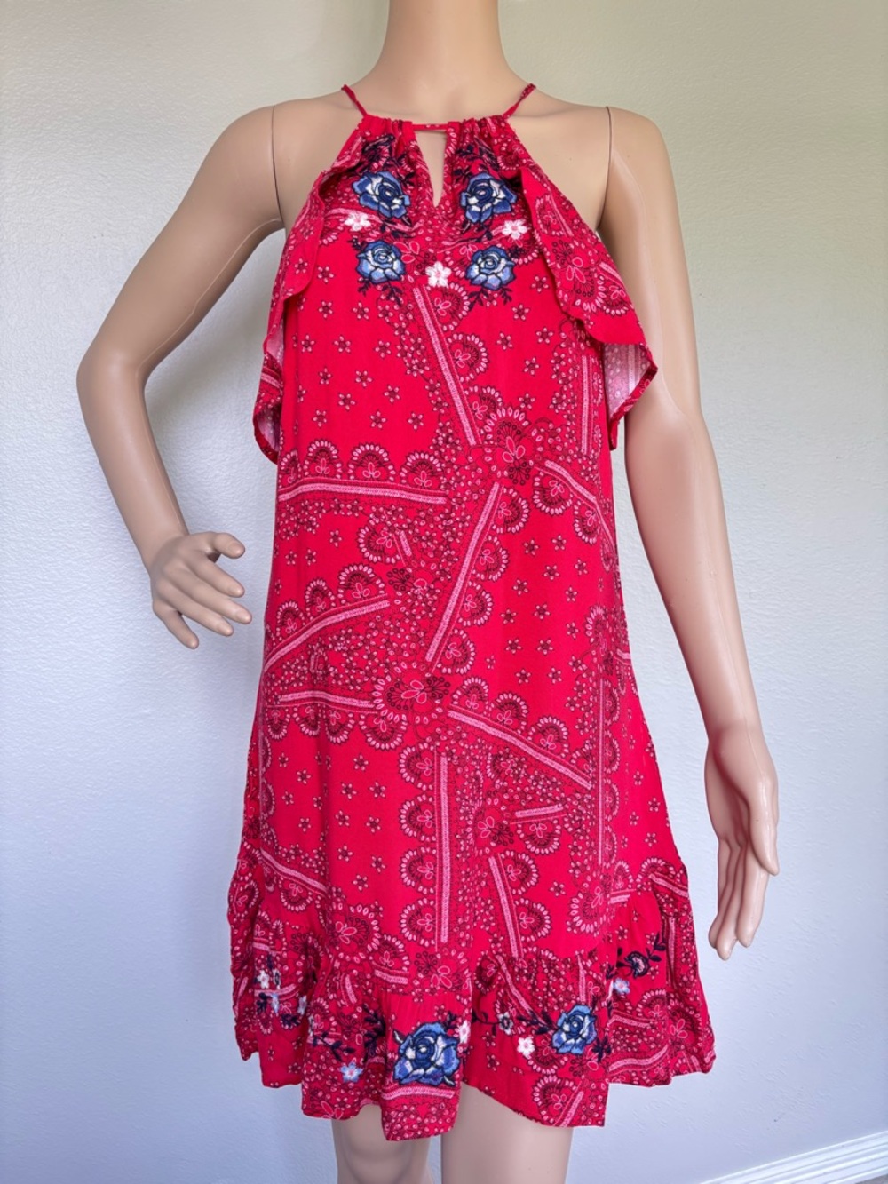 Chelsea & Violet Red Bandana-Print Halter Dress with Blue Floral Accents NWOT - Picture 13 of 16